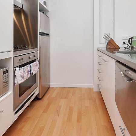 Qv Cosy In The Viaduct Apartamento Auckland Exterior foto